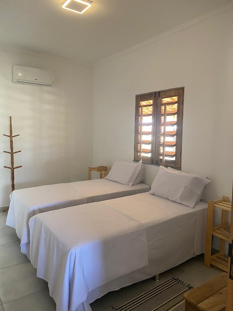 Casa Ciro Leite